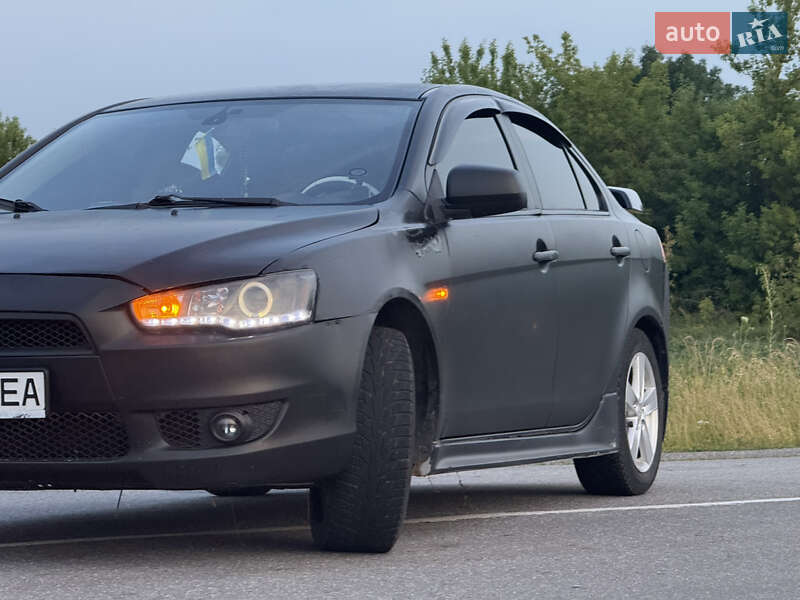 Седан Mitsubishi Lancer 2009 в Старокостянтинові