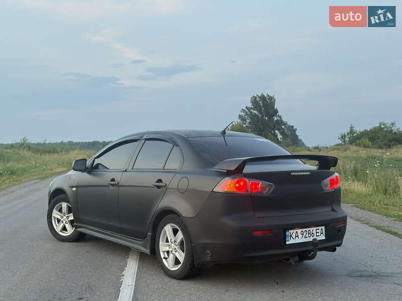 Седан Mitsubishi Lancer 2009 в Старокостянтинові
