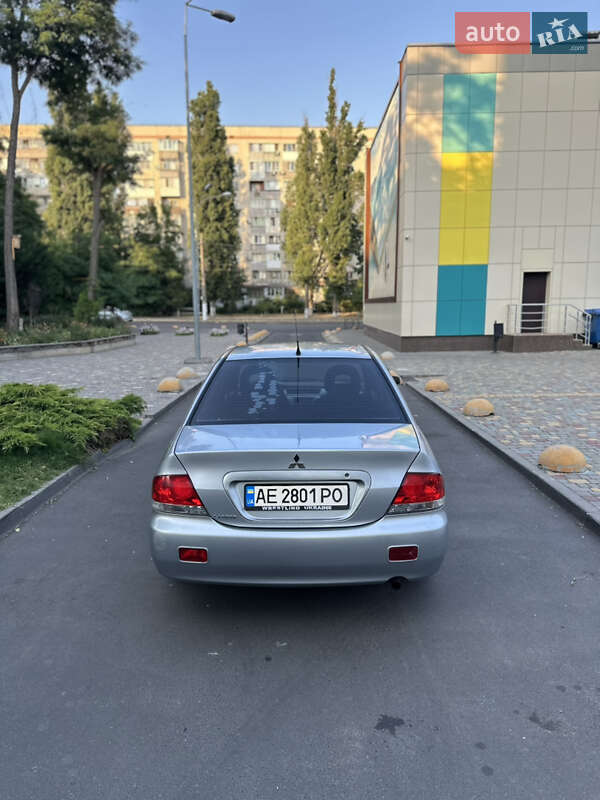Седан Mitsubishi Lancer 2006 в Одессе