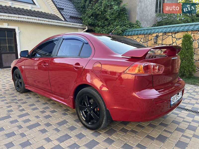 Седан Mitsubishi Lancer 2007 в Могилев-Подольске