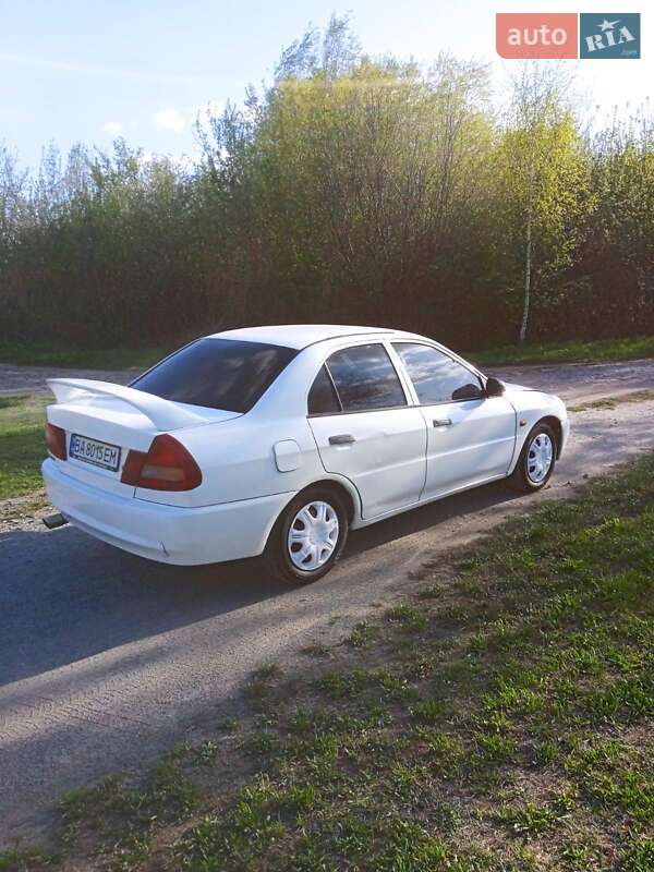 Седан Mitsubishi Lancer 1996 в Бершади фото 8 Седан Mitsubishi Lancer 1996 в Бершади