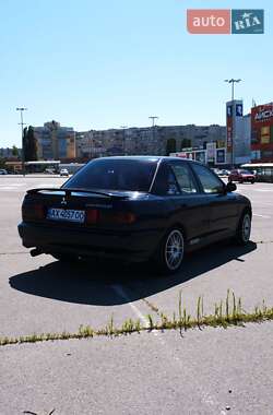 Седан Mitsubishi Lancer 1995 в 