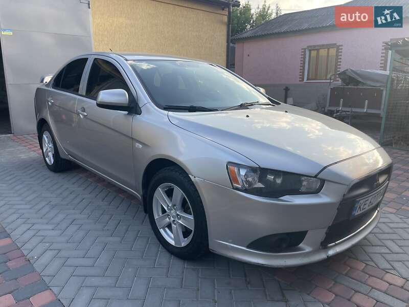 Седан Mitsubishi Lancer 2012 в Кобеляках
