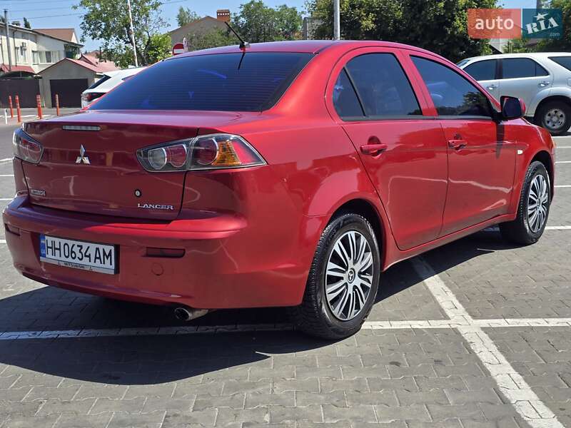 Седан Mitsubishi Lancer 2010 в Одессе