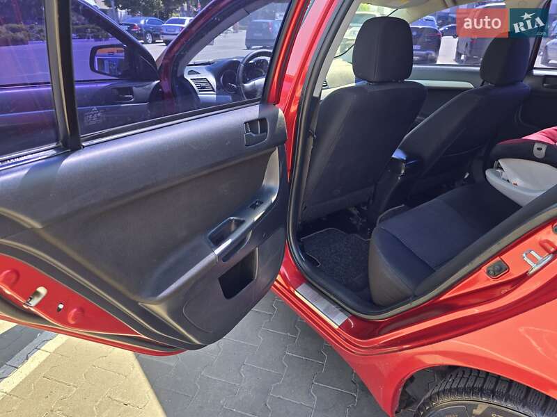 Седан Mitsubishi Lancer 2010 в Одессе