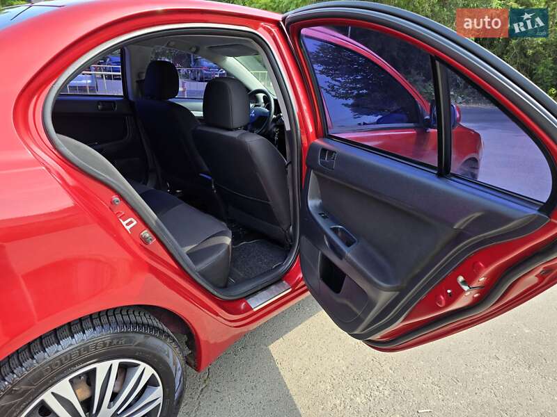 Седан Mitsubishi Lancer 2010 в Одессе