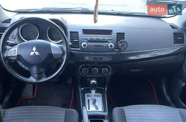 Седан Mitsubishi Lancer 2012 в 