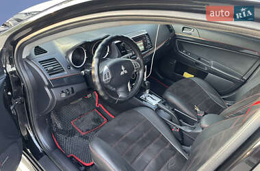 Седан Mitsubishi Lancer 2017 в 