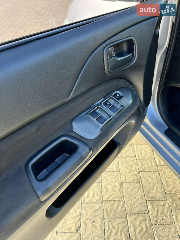 Седан Mitsubishi Lancer 2008 в Кривому Розі