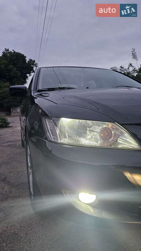 Седан Mitsubishi Lancer 2006 в Вознесенске