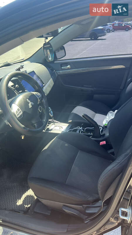 Седан Mitsubishi Lancer 2008 в Запорожье