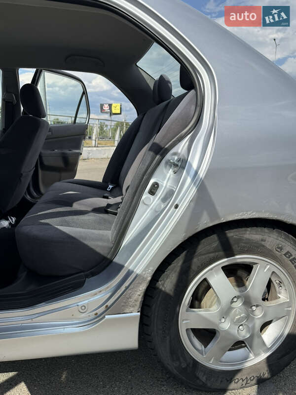 Седан Mitsubishi Lancer 2003 в Киеве