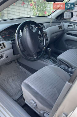 Седан Mitsubishi Lancer 2005 в 