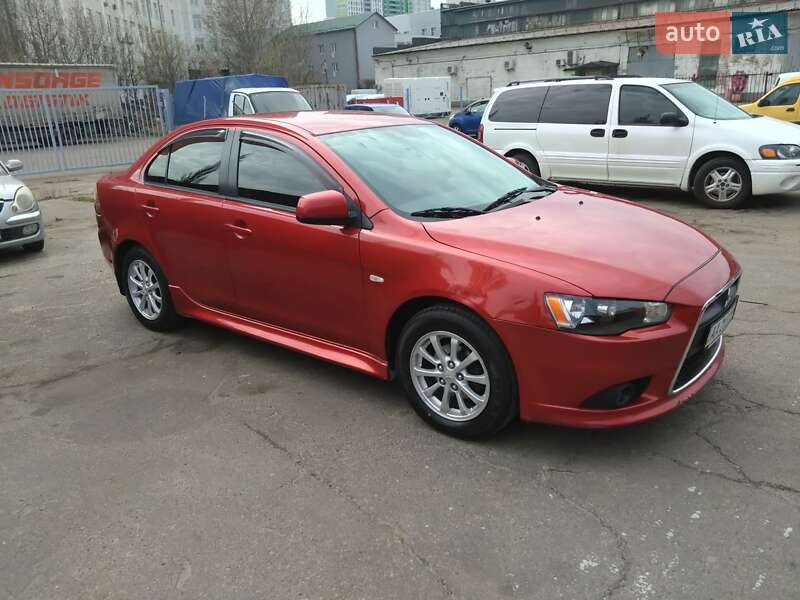 Седан Mitsubishi Lancer 2012 в Киеве