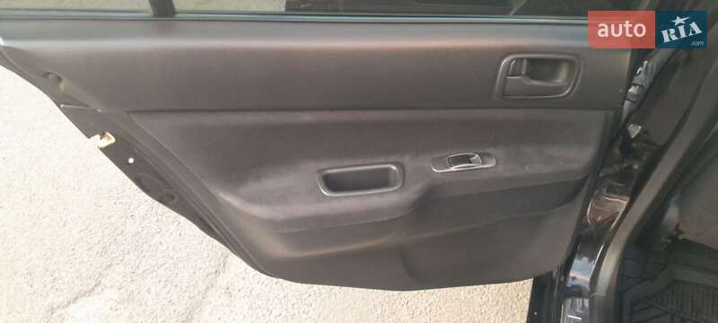 Седан Mitsubishi Lancer 2006 в Києві