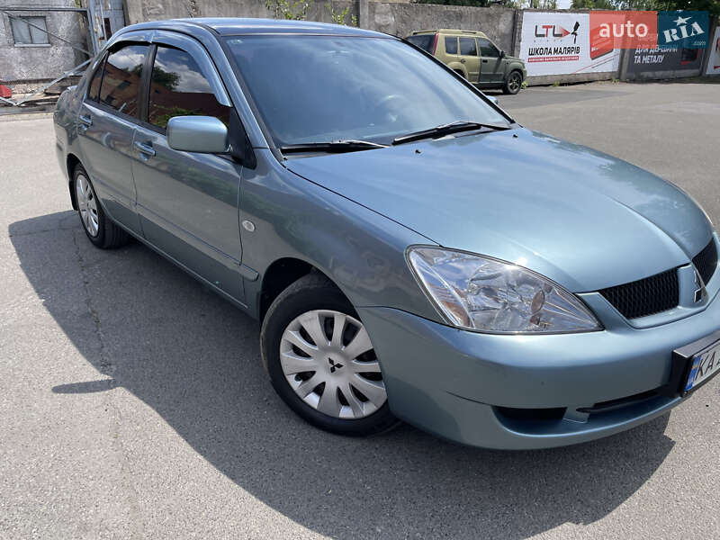 Седан Mitsubishi Lancer 2008 в Києві