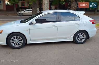 Хэтчбек Mitsubishi Lancer 2011 в 