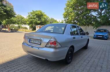 Седан Mitsubishi Lancer 2004 в 