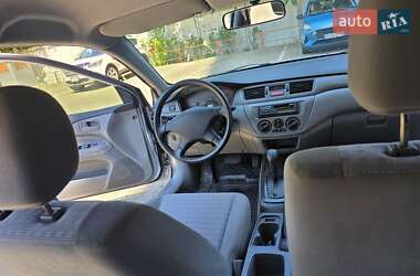 Седан Mitsubishi Lancer 2004 в 