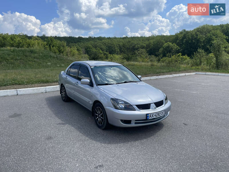 Mitsubishi Lancer 2005