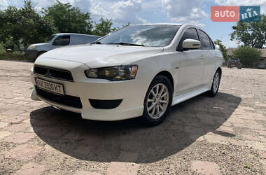 Седан Mitsubishi Lancer 2014 в Валках