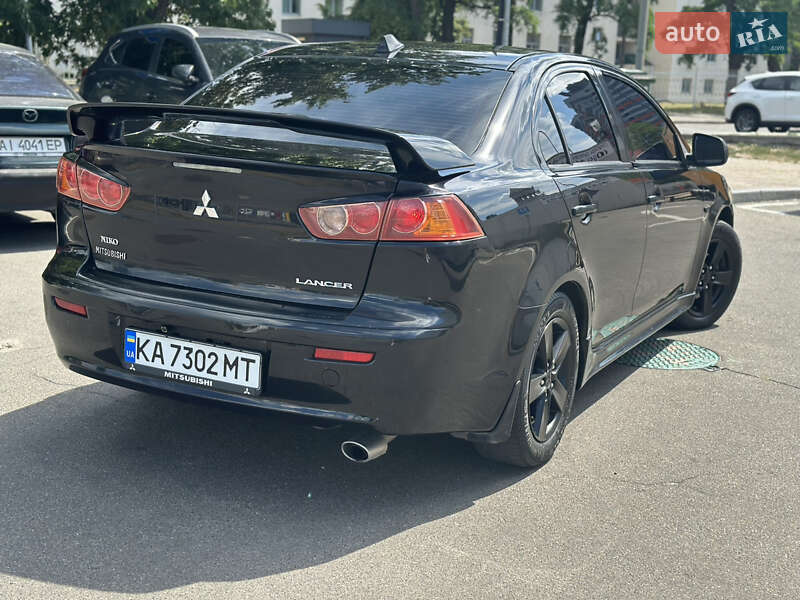 Седан Mitsubishi Lancer 2008 в Киеве