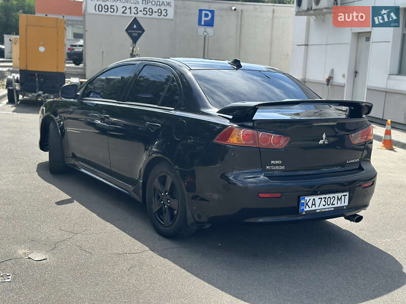Седан Mitsubishi Lancer 2008 в Киеве