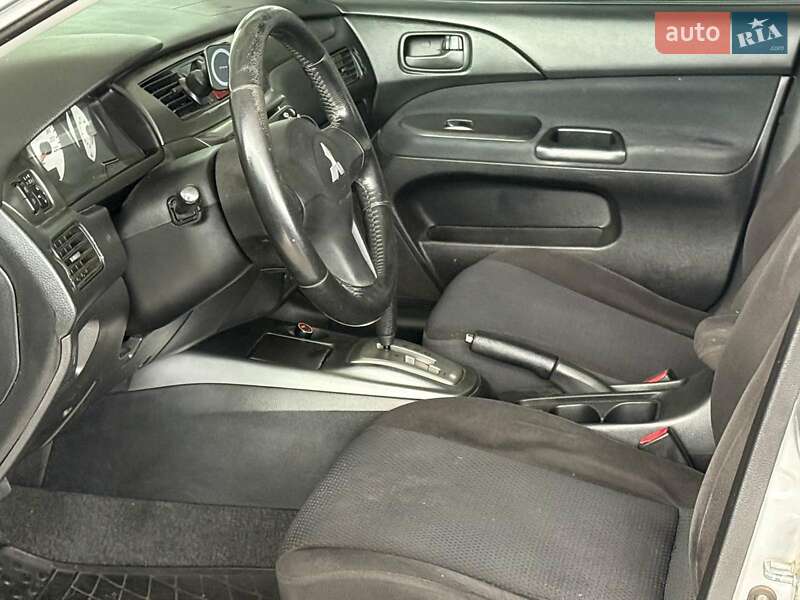 Седан Mitsubishi Lancer 2007 в Одессе