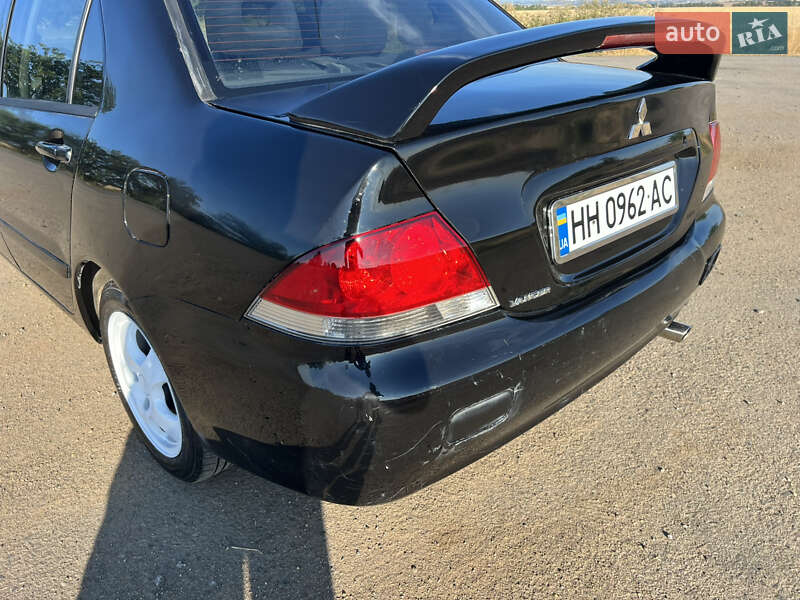 Седан Mitsubishi Lancer 2006 в Николаеве