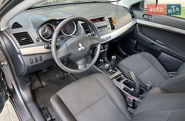 Седан Mitsubishi Lancer 2009 в 