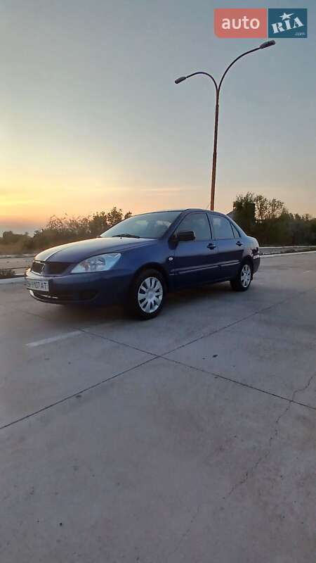 Седан Mitsubishi Lancer 2006 в Новой Одессе