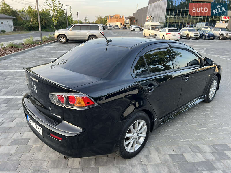 Седан Mitsubishi Lancer 2015 в Вінниці