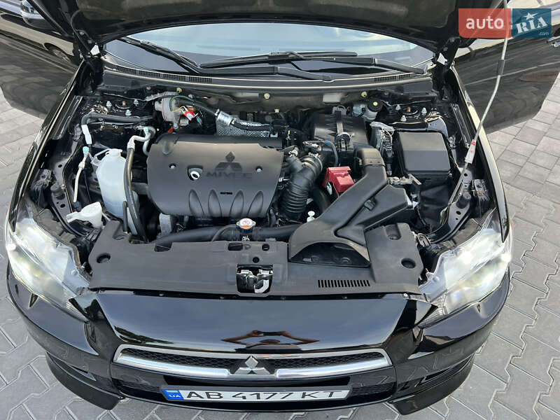 Седан Mitsubishi Lancer 2015 в Вінниці
