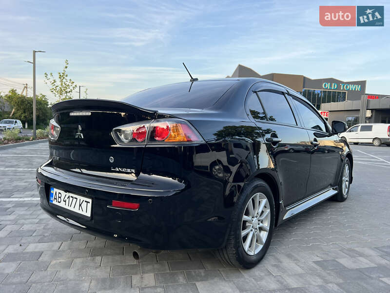 Седан Mitsubishi Lancer 2015 в Вінниці