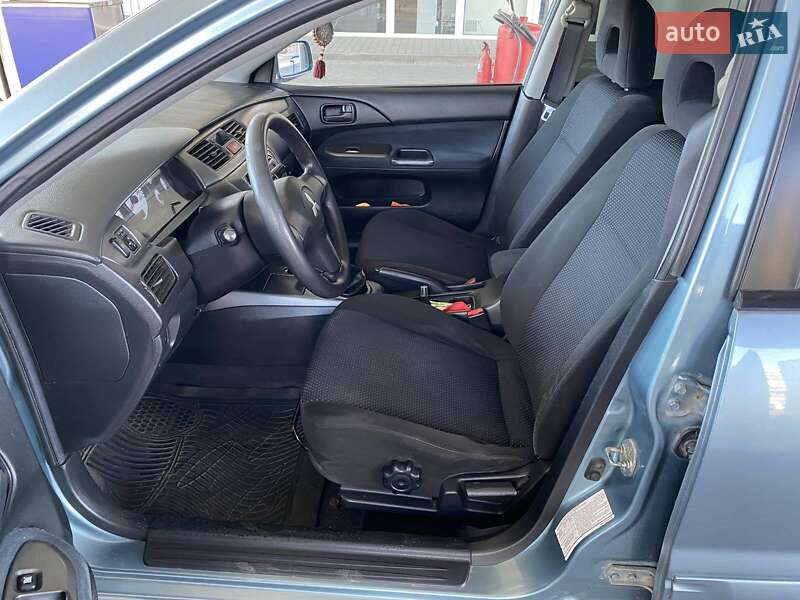 Седан Mitsubishi Lancer 2008 в Миколаєві