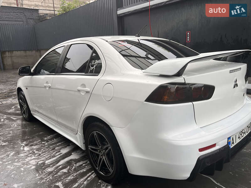 Mitsubishi Lancer 2012