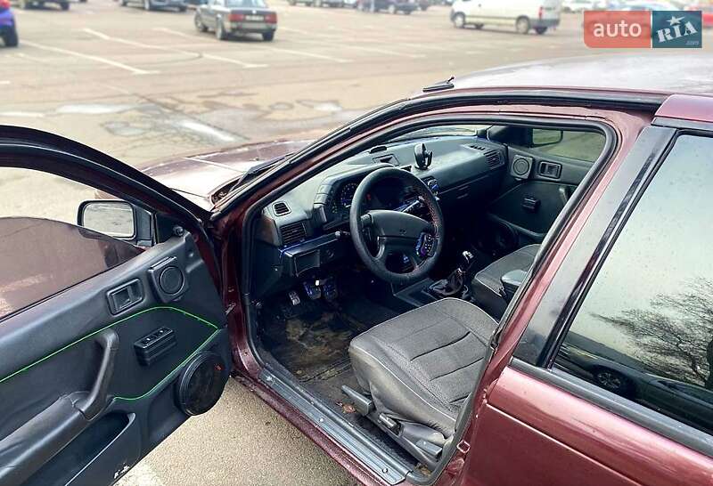 Седан Mitsubishi Lancer 1991 в Одесі