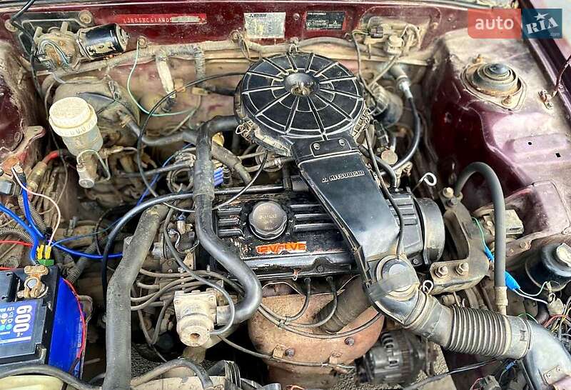 Седан Mitsubishi Lancer 1991 в Одесі