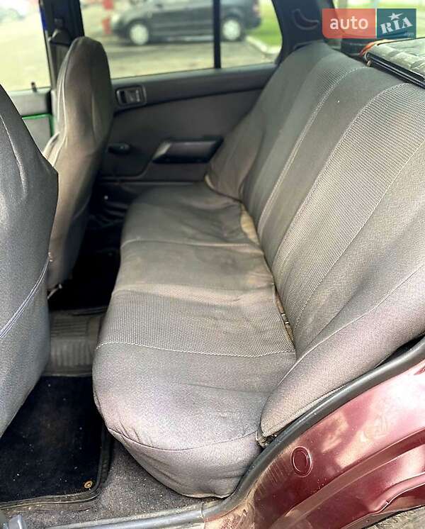Седан Mitsubishi Lancer 1991 в Одесі