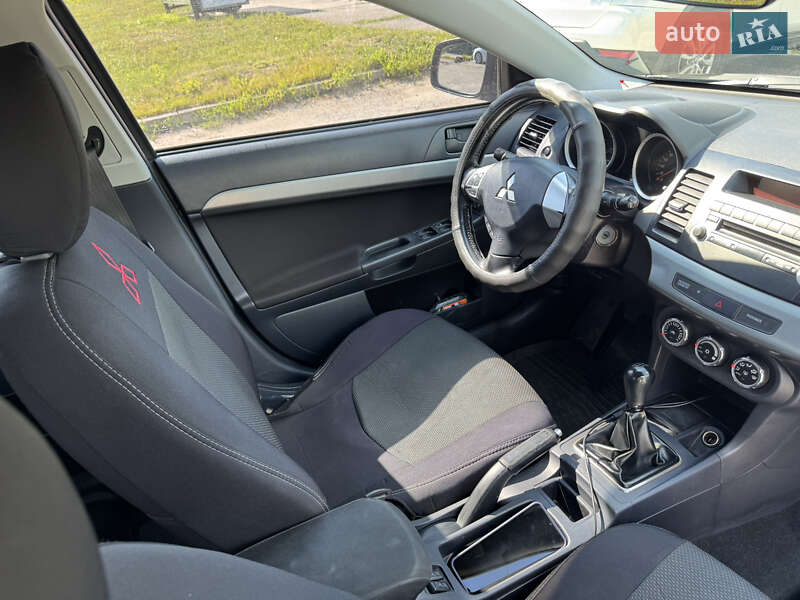 Седан Mitsubishi Lancer 2011 в Харькове