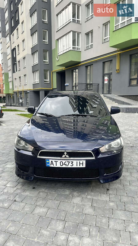 Седан Mitsubishi Lancer 2013 в Івано-Франківську
