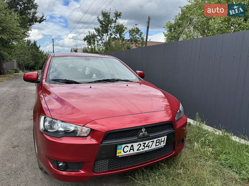 Седан Mitsubishi Lancer 2011 в 