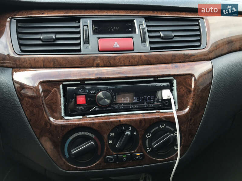 Седан Mitsubishi Lancer 2006 в Дніпрі