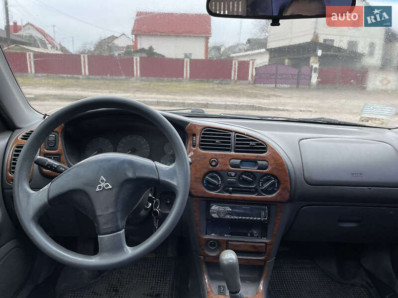 Седан Mitsubishi Lancer 1996 в Житомире