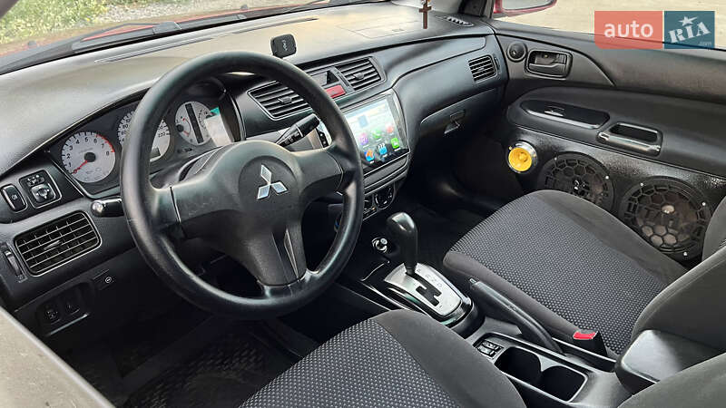 Седан Mitsubishi Lancer 2006 в Одессе