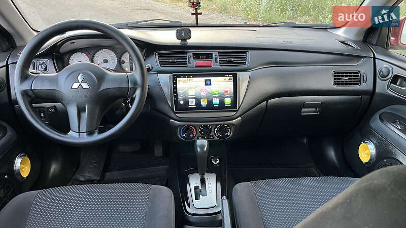Седан Mitsubishi Lancer 2006 в Одессе