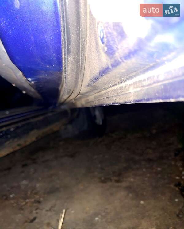 Седан Mitsubishi Lancer 1996 в Никополе