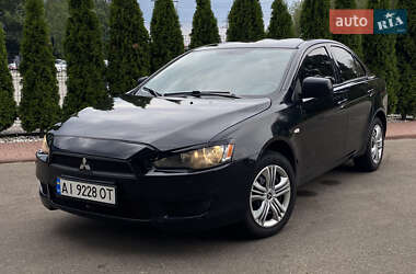 Седан Mitsubishi Lancer 2010 в Києві