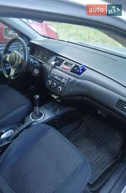 Седан Mitsubishi Lancer 2004 в 