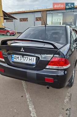 Седан Mitsubishi Lancer 2004 в 